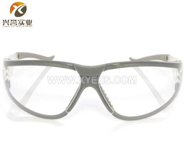 新款防护眼镜 BA3120A